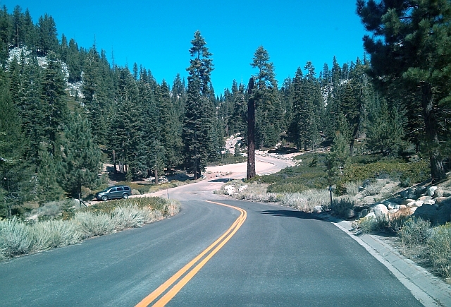 Castle rock trailhead on left, Tahoe Rim Trail straight ahead